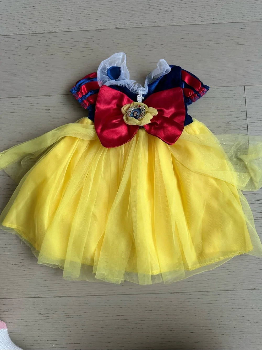 Snow White Princess Tulle Costume Dress with Red Bow